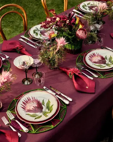 Tania Bulhoes Botanica Porcelain Dinner Plate | Thumbnail 2