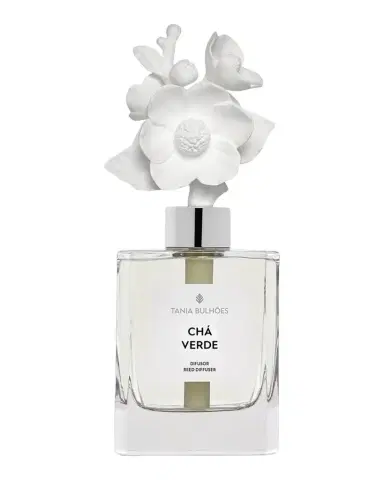 Tania Bulhoes Camelia Porcelain Diffuser - Cha Verde | Thumbnail 1 Tania Bulhoes Camelia Porcelain Diffuser - Cha Verde | Thumbnail 1