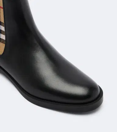 Burberry Check leather Chelsea boots | Thumbnail 2 Burberry Check leather Chelsea boots | Thumbnail 2
