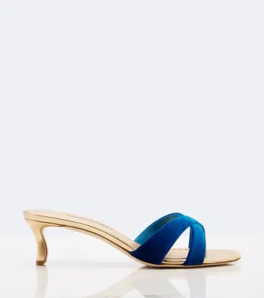 Manolo Blahnik Callydramu velvet mules | Thumbnail 3