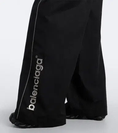 Balenciaga Cotton-blend sweatpants | Thumbnail 2 Balenciaga Cotton-blend sweatpants | Thumbnail 2