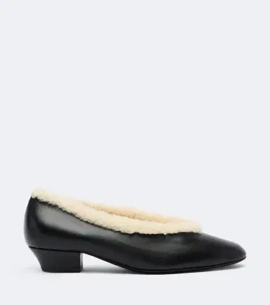 Magda Butrym Shearling-lined leather pumps | Thumbnail 4 Magda Butrym Shearling-lined leather pumps | Thumbnail 4