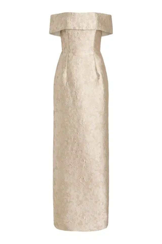 Markarian Clover Silver Gown