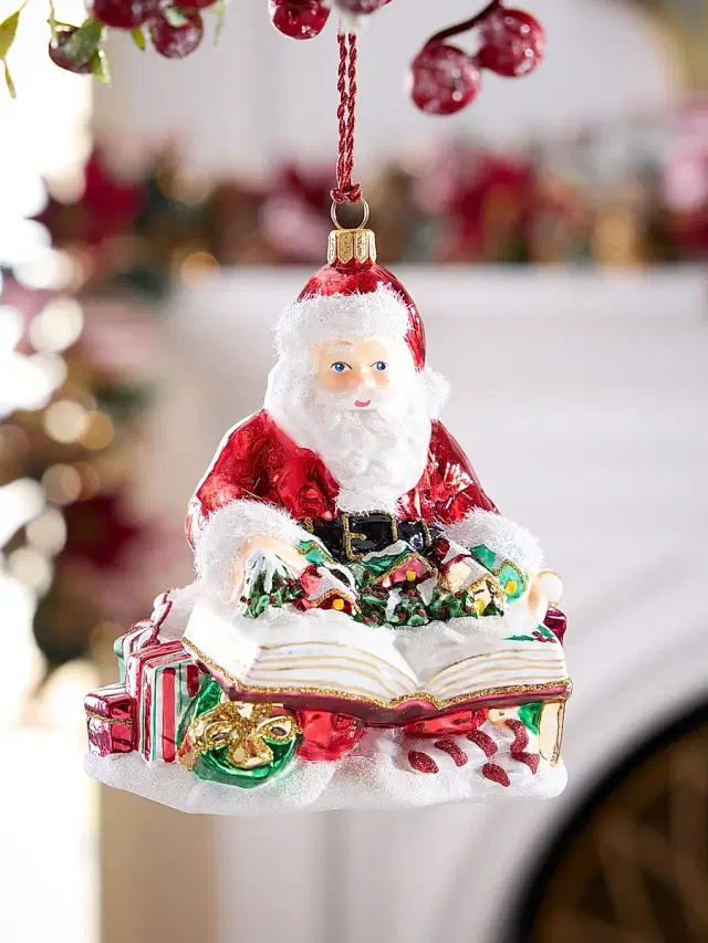 Glassware Art Studio Santa With Book Glass Ornament