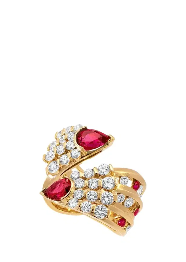 Reza Dune 18K Yellow Gold Diamond and Ruby Eventail Ring