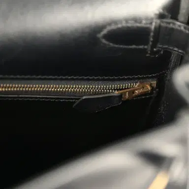 HERMÈS Vintage Hermes Kelly Retourne 28 Black Box Gold Hardware | Thumbnail 9 HERMÈS Vintage Hermes Kelly Retourne 28 Black Box Gold Hardware | Thumbnail 9
