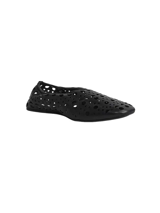 Alaïa Women's Neo Vienne Lacer-Cut Leather Flats