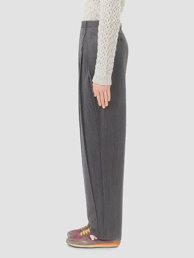 Valentino Garavani Men's Pinstripe Wool Pants with Pleats | Thumbnail 4 Valentino Garavani Men's Pinstripe Wool Pants with Pleats | Thumbnail 4