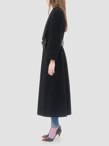 Valentino Garavani Women's Soft Drap Coat | Thumbnail 4