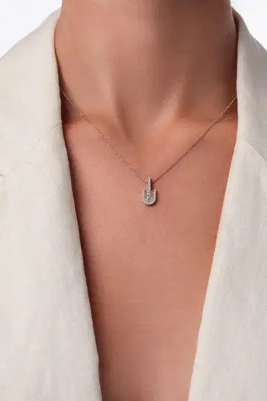 U LOS ANGELES Diamond Baguette U Solo Charm Necklace | Thumbnail 2 U LOS ANGELES Diamond Baguette U Solo Charm Necklace | Thumbnail 2