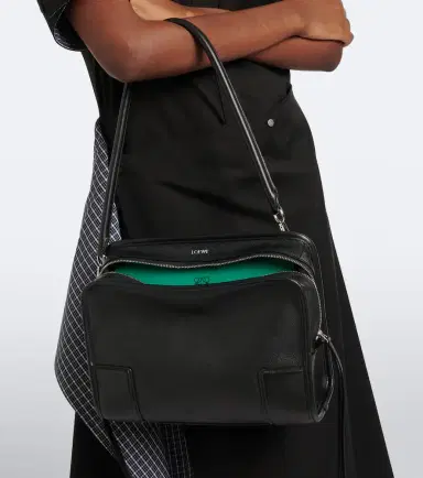 Loewe Amazona 180 Medium leather top-handle bag | Thumbnail 5