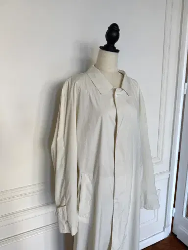 Jen Wonders Studio Ivory Lightweight Coat | Thumbnail 6