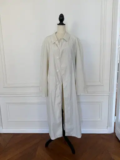 Jen Wonders Studio Ivory Lightweight Coat | Thumbnail 1