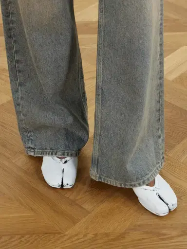 Maison Margiela Tabi 30 Split-toe Leather Pumps | Thumbnail 2 Maison Margiela Tabi 30 Split-toe Leather Pumps | Thumbnail 2