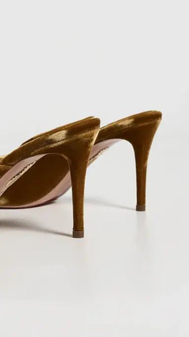 Aquazzura Secret Velvet Pumps 85mm | Thumbnail 4 Aquazzura Secret Velvet Pumps 85mm | Thumbnail 4