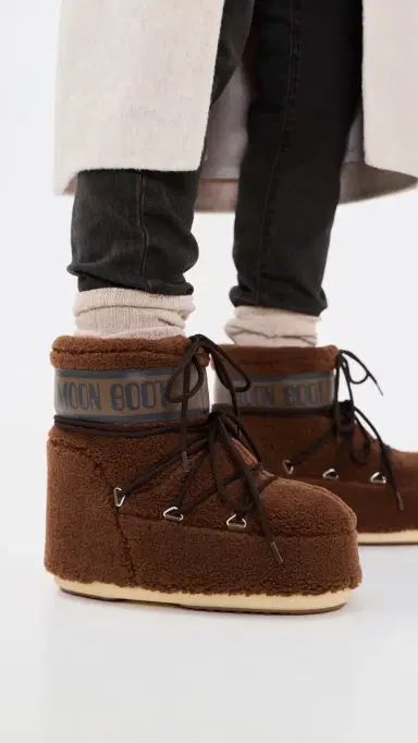 Moon Boot Icon Low Fleece Boots | Thumbnail 3 Moon Boot Icon Low Fleece Boots | Thumbnail 3