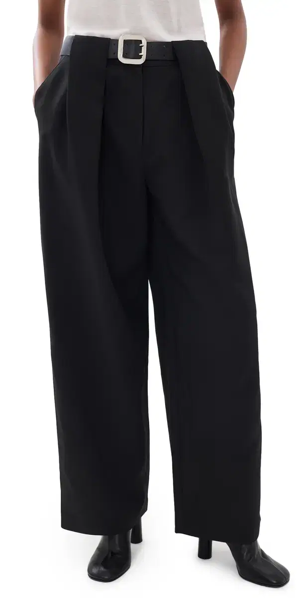 Source Unknown Matteo Belted Tuck Trousers