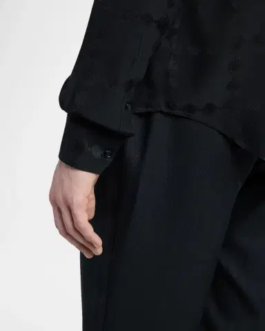 Versace Vintage Medusa Silk Crepe Jacquard Shirt | Thumbnail 5 Versace Vintage Medusa Silk Crepe Jacquard Shirt | Thumbnail 5