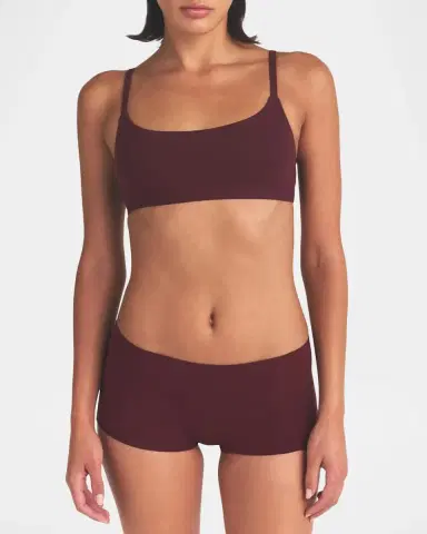 Skims Fits Everybody Scoop-Neck Bralette | Thumbnail 4 Skims Fits Everybody Scoop-Neck Bralette | Thumbnail 4