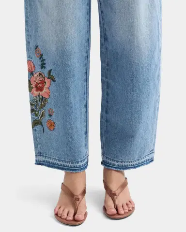 Johnny Was The Barrel Floral-Embroidered Denim Jeans | Thumbnail 5