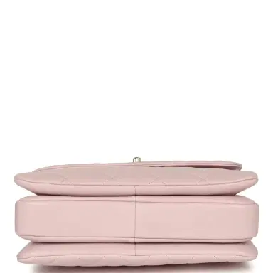 Chanel Chanel Medium Trendy CC Top Handle Flap Light Pink Lambskin Light Gold Hardware | Thumbnail 6 Chanel Chanel Medium Trendy CC Top Handle Flap Light Pink Lambskin Light Gold Hardware | Thumbnail 6