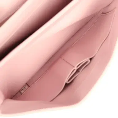 Chanel Chanel Medium Trendy CC Top Handle Flap Light Pink Lambskin Light Gold Hardware | Thumbnail 10 Chanel Chanel Medium Trendy CC Top Handle Flap Light Pink Lambskin Light Gold Hardware | Thumbnail 10