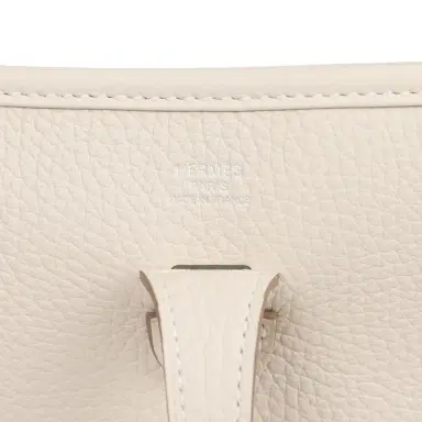 HERMÈS Hermes Evelyne 23 Craie Clemence Palladium Hardware | Thumbnail 7 HERMÈS Hermes Evelyne 23 Craie Clemence Palladium Hardware | Thumbnail 7