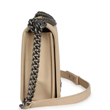 Chanel Pre-owned Chanel Medium "Wild Stitch" Boy Bag Beige Aged Calfskin Aged Ruthenium Hardware | Thumbnail 3 Chanel Pre-owned Chanel Medium "Wild Stitch" Boy Bag Beige Aged Calfskin Aged Ruthenium Hardware | Thumbnail 3