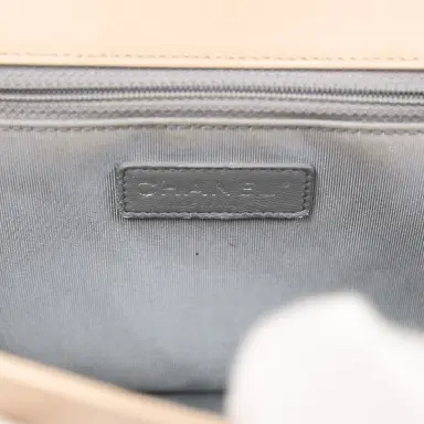Chanel Pre-owned Chanel Medium "Wild Stitch" Boy Bag Beige Aged Calfskin Aged Ruthenium Hardware | Thumbnail 8 Chanel Pre-owned Chanel Medium "Wild Stitch" Boy Bag Beige Aged Calfskin Aged Ruthenium Hardware | Thumbnail 8