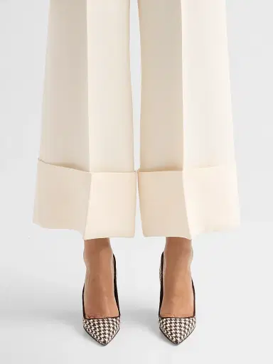 Manolo Blahnik Women's BB Pick Tora 90MM Houndstooth Wool Pumps | Thumbnail 2