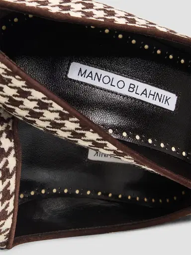Manolo Blahnik Women's BB Pick Tora 90MM Houndstooth Wool Pumps | Thumbnail 5