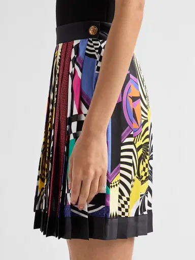 Versace Women's Printed Pleated Silk Mini Skirt | Thumbnail 5