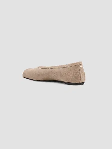 Maison Margiela Women's Tabi Suede Ballet Flats | Thumbnail 2