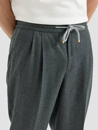 Brunello Cucinelli Men's Virgin Wool Flannel Trousers with Drawstring and Double Pleats | Thumbnail 6