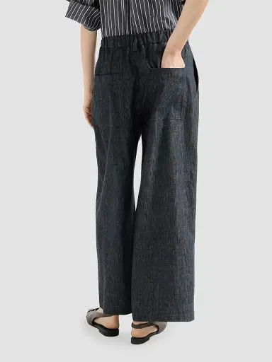 Brunello Cucinelli Women's Denim-Effect Twill Pleated A-line Trousers | Thumbnail 4