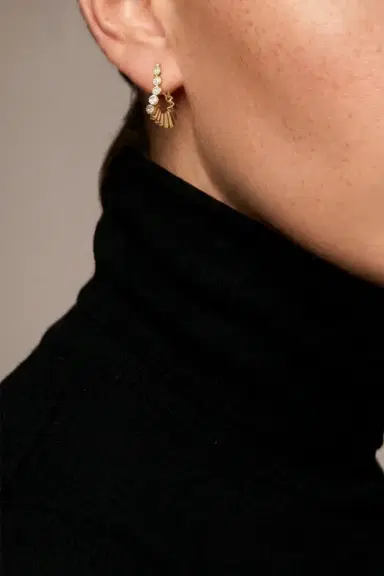 MAISON MARCELLE Diamond Serti Clos Earrings | Thumbnail 2