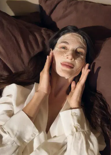 Natura Bissé Diamond Extreme Molecular Acid Peel-Mask | Thumbnail 3 Natura Bissé Diamond Extreme Molecular Acid Peel-Mask | Thumbnail 3