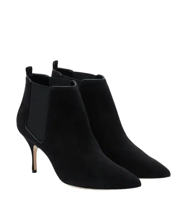 Manolo Blahnik Dildi suede ankle boots