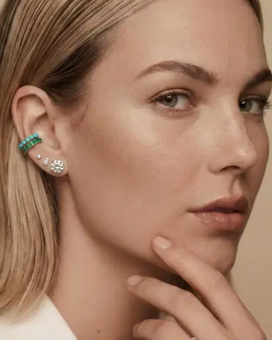 Wish Fine Jewelry 0.54ct Emerald 18K Gold Ear Cuff | Thumbnail 3