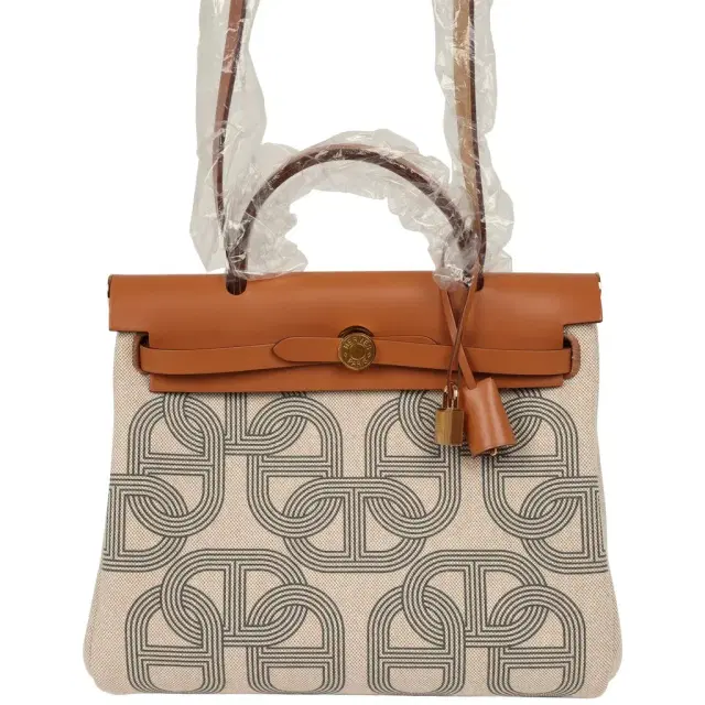 HERMÈS Hermes Herbag Zip PM 31 "Circuit 24" Naturel, Ecru-Gris Meyer Toile H Plume Canvas, Naturel Hunter Gold Hardware