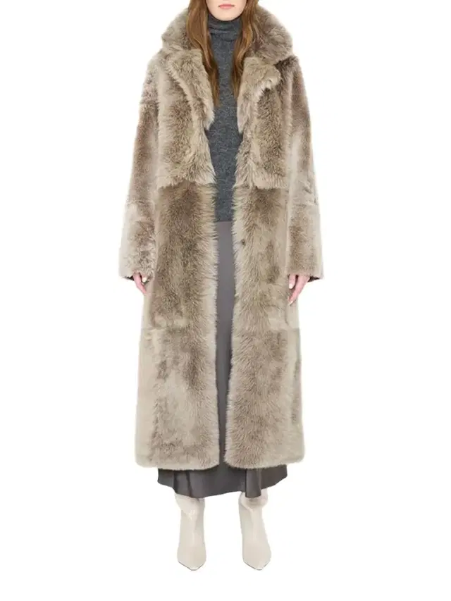 HiSO Maeve Reversible Shearling Coat