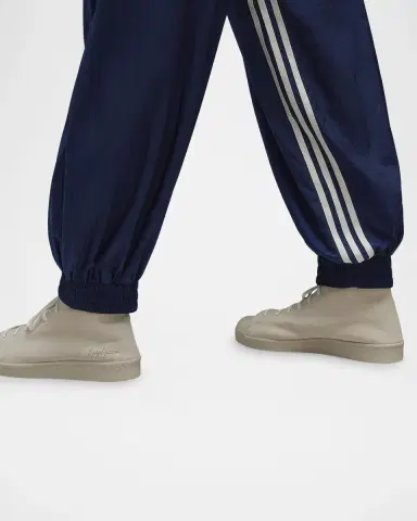 Y-3 Men's 3-Stripes Nylon Pants | Thumbnail 5 Y-3 Men's 3-Stripes Nylon Pants | Thumbnail 5