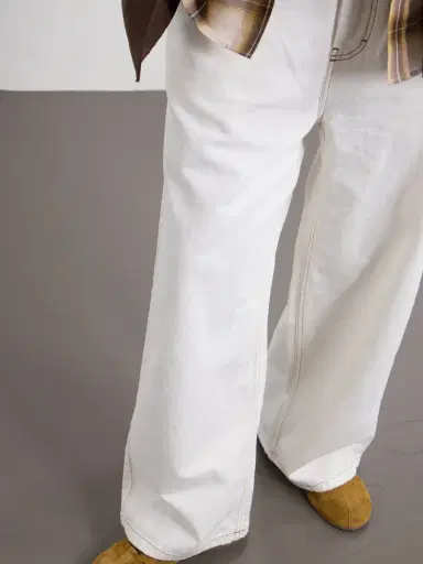 AMI PARIS Wide-Leg Jeans - Men | Thumbnail 5 AMI PARIS Wide-Leg Jeans - Men | Thumbnail 5