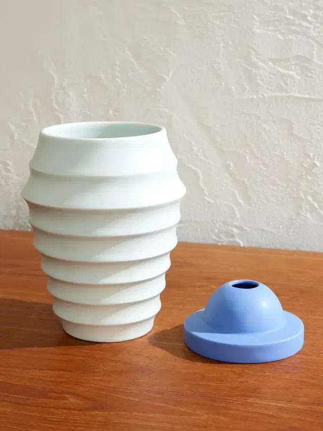 The Conran Shop Earthenware Vase - Men