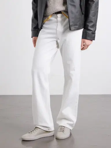 Common Projects Achilles Full-Grain Leather Sneakers - Men | Thumbnail 2 Common Projects Achilles Full-Grain Leather Sneakers - Men | Thumbnail 2