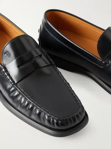 Tod's Logo-Debossed Gathered Leather Loafers - Men | Thumbnail 5 Tod's Logo-Debossed Gathered Leather Loafers - Men | Thumbnail 5
