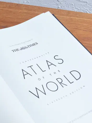 Smythson Large Croc-Effect Leather World Atlas - Men | Thumbnail 3 Smythson Large Croc-Effect Leather World Atlas - Men | Thumbnail 3