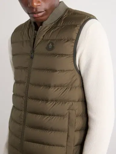 Moncler Froissel Logo-Appliquéd Quilted Shell Down Gilet - Men | Thumbnail 5