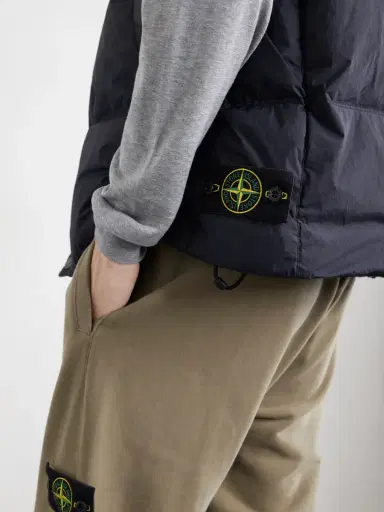 Stone Island Garment-Dyed Quilted Shell Gilet - Men | Thumbnail 5 Stone Island Garment-Dyed Quilted Shell Gilet - Men | Thumbnail 5