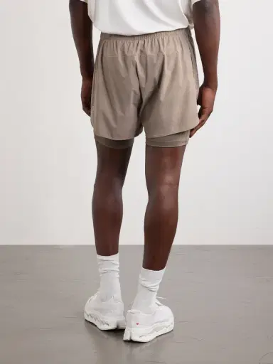 ON Erewhon 2-in-1 Straight-Leg Layered Recycled-Shell Shorts - Men | Thumbnail 4 ON Erewhon 2-in-1 Straight-Leg Layered Recycled-Shell Shorts - Men | Thumbnail 4